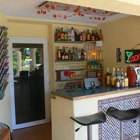 Casa La Diferencia Gay Men Only Guest house *